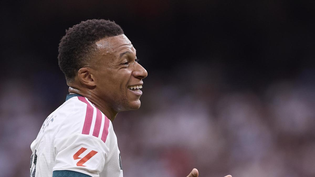 "Quando il Milan perdeva, Kylian lanciava il telecomando contro la tv e diceva parolacce in italiano". Dove nasce la passione rossonera di Mbappé