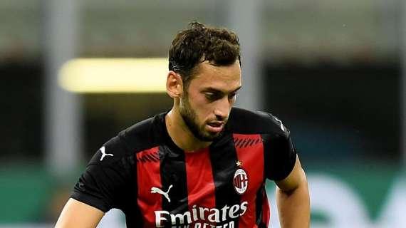 Calhanoglu e i rientri rapidi: il turco al Milan è stato fuori al massimo 11 giorni