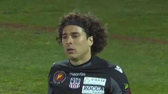 Sugoni a Sky: "Ochoa accostato al Milan qualche mese fa, probabilmente andrà al Marsiglia"