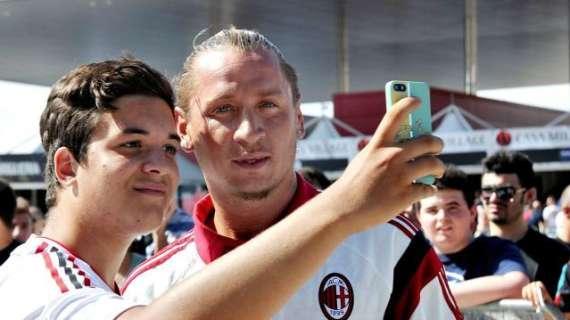 Mexes a Sky: "Non ho nessun account sui social network"