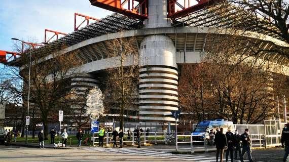 Svelato a San Siro il murale: "Milan on fire"