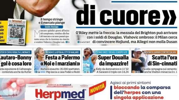 Tuttosport: "Il Milan cerca di convincere Hojlund, ma Allegri non molla Vlahovic"