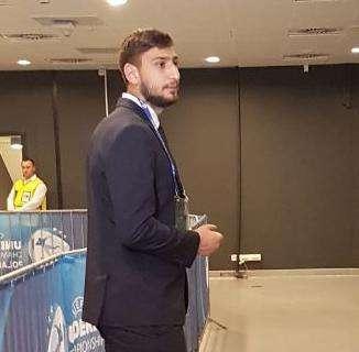Repubblica - Milan, i dirigenti potrebbero andare a casa di Donnarumma per parlare del rinnovo