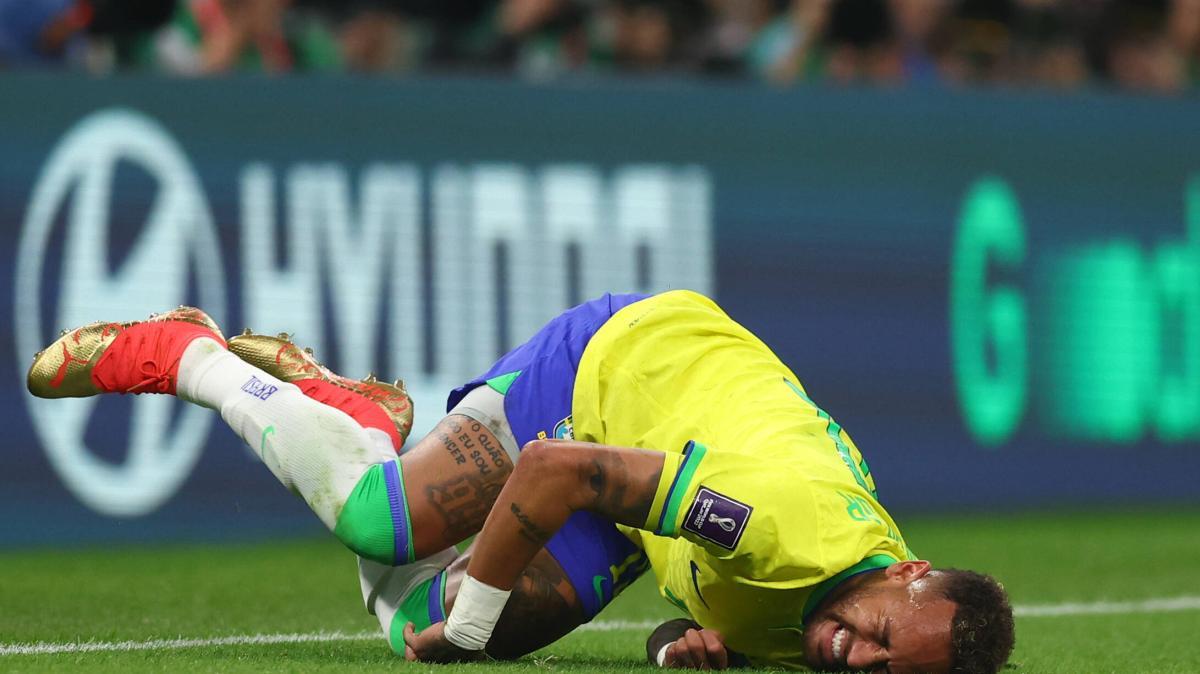 Neymar migliora, ma restano incerti tempi del rientro: il Mondiale resta a rischio