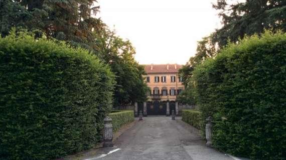 MN - In corso la cena ad Arcore tra Berlusconi, Galliani e Mihajlovic