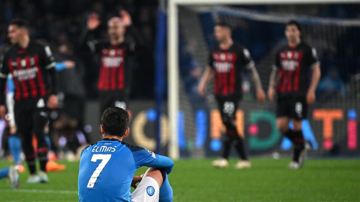 Chiariello ricorda: "In Champions contro il Milan c'era un'autostrada enorme che grida vendetta. Poi i fatti arbitrali clamorosi, il rigore su Lozano, gli assenti..."