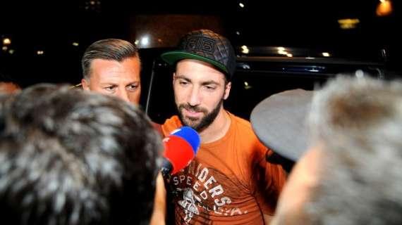 Higuain a MTV: "Bellissima l'accoglienza dei tifosi, è un orgoglio essere al Milan. Leonardo fondamentale nel convincermi"