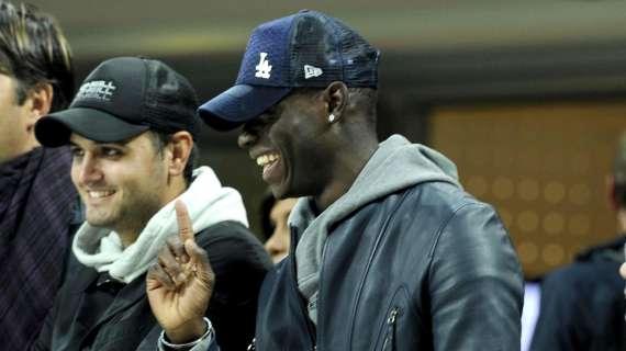 Mario stasera a San Siro per tifare Milan