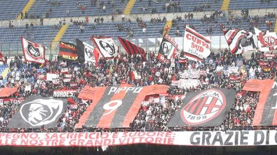Fine di un'era fra applausi e lacrime
