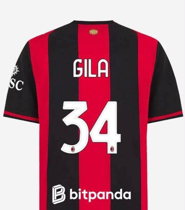 Gila al Milan, il difensore sceglie la maglia rossonero numero 34