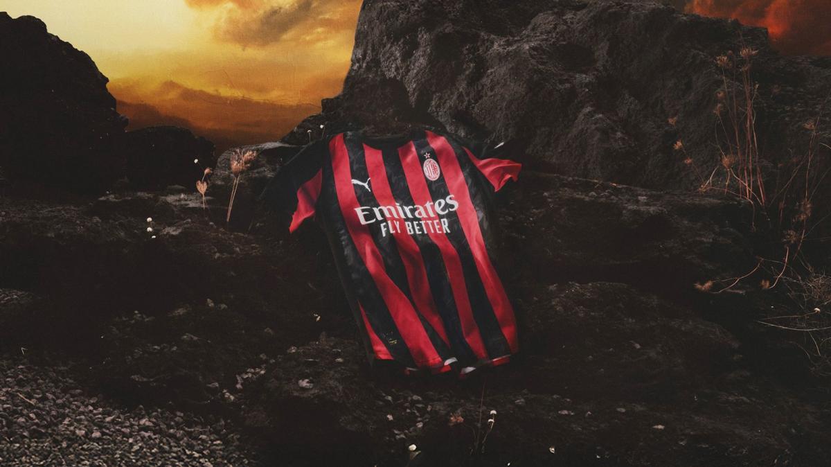 Gazzetta: "Milan, che maglia: vale 45 milioni. E' la più ricca"