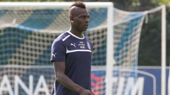 Milan-Fiorentina significa anche Balotelli vs Rossi: la grande sfida tra i due amici azzurri
