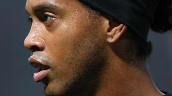 Odone insiste: "Dinho non vuole più giocare in Europa"