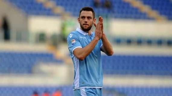 Gazzetta - Milan, accordo di massima con la Lazio per De Vrij: intesa intorno ai 25 milioni. I rossoneri vogliono bruciare la concorrenza dell’Inter