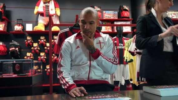 I dubbi di De Jong sul rinnovo: “Voglio capire i piani del Milan, poi deciderò. Per ora penso solo a finire bene la stagione”