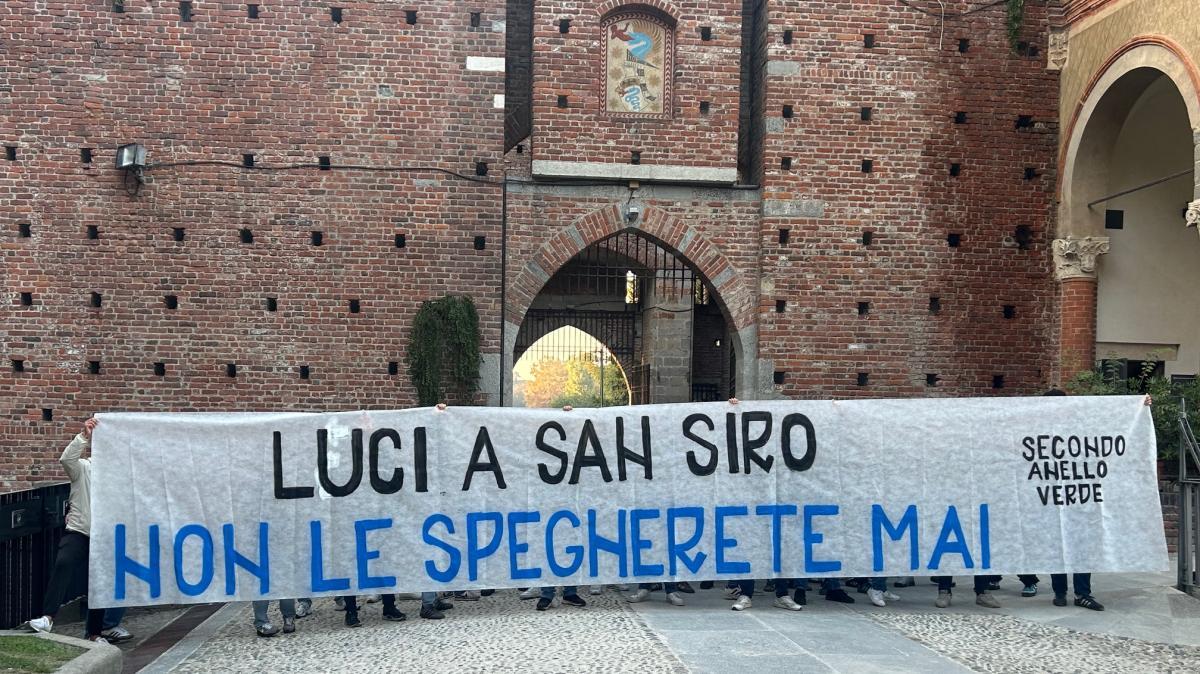 MN - Protesta della Curva Nord alla presentazione del nuovo stadio: “Giù le mani da San Siro”