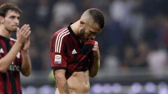 Tegola per il Milan: si ferma Menez, il francese lascia Milanello per un controllo medico