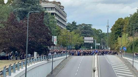 VIDEO MN - San Siro, l'arrivo dei tifosi della Dinamo Zagabria