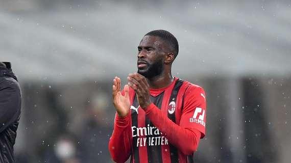 Milan, possibile stop di un mese per Tomori: ecco quante partite potrebbe saltare