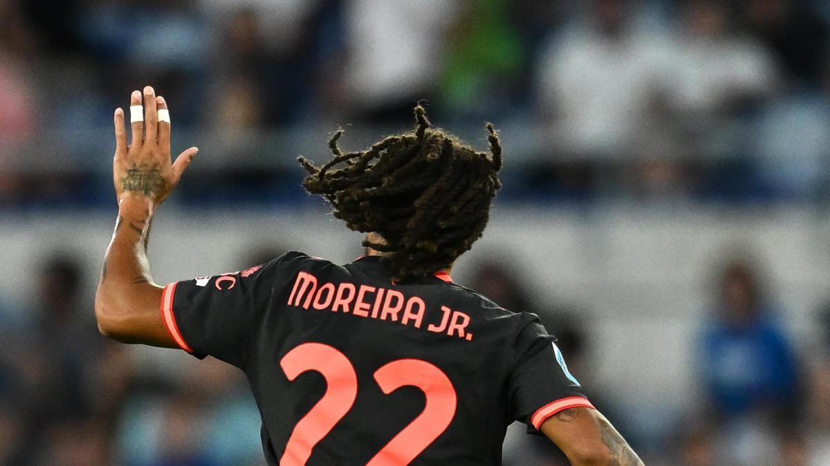 Amorim: "Moreira è veloce e nei cross può fare la differenza. Quando gioca a destra..."