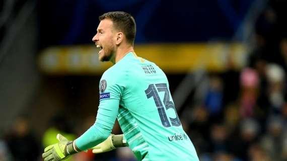 Mundo Deportivo - Milan, per la porta spunta anche l'ex viola Neto