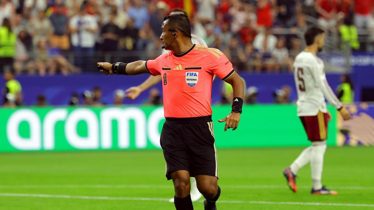 Mondiali: Collina a Deschamps, nostri arbitri di livello mondiale