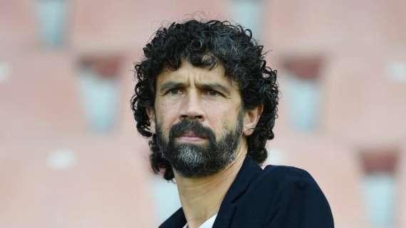 Aic, Tommasi: "La speranza è di tornare in campo in estate"