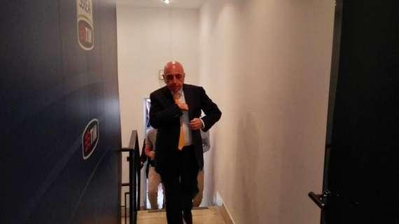 Stallo in entrata e il Milan si concentra sulle uscite: tanti i giocatori in partenza