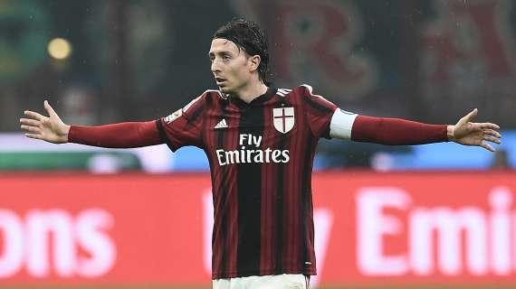 Tuttosport - Contro la Lazio Inzaghi torna alle origini: senza De Jong, ci sarà Montolivo davanti alla difesa. Ancora panchina per Pazzini