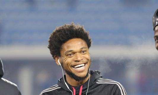 Milan, proseguono i contatti per cedere Luiz Adriano