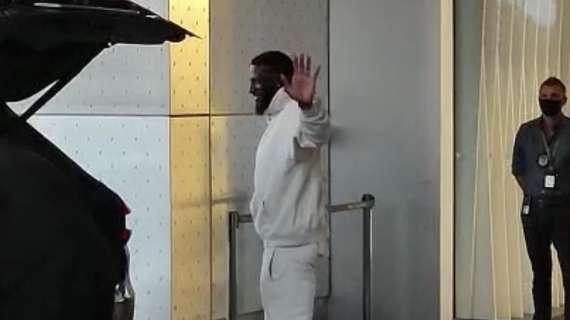 VIDEO MN - L’arrivo di Tiemoue Bakayoko a Linate