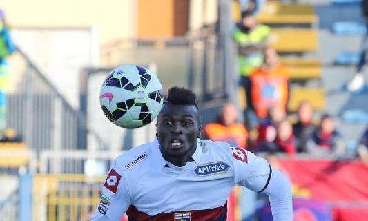 Genoa, distorsione al ginocchio per Niang. Si teme stagione finita