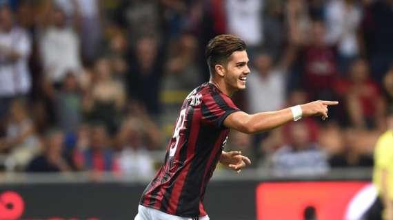 André Silva: doppietta, palo e tacco, nel giorno dell'addio del Cigno