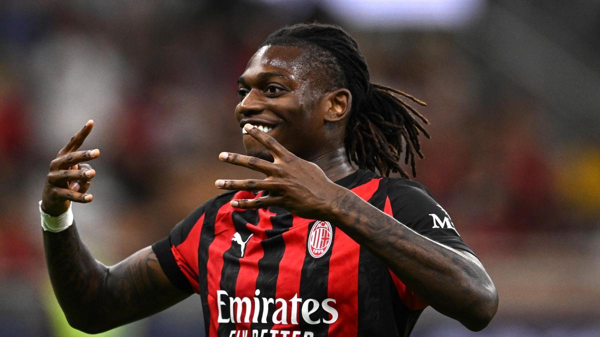 Le novità di formazione nel Milan. Il CorSport: "Leao all'esordio dal 1' in Serie A e Saele recupera"