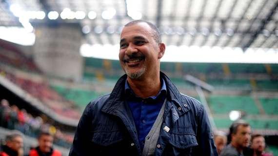 Gullit: "Felice di vedere il mio Milan lassù, a lottare per il titolo"