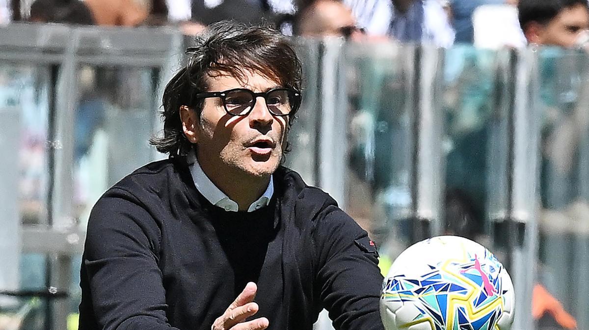 Fiorentina, ufficiale l'addio a Vanoli in attesa di Fabio Grosso
