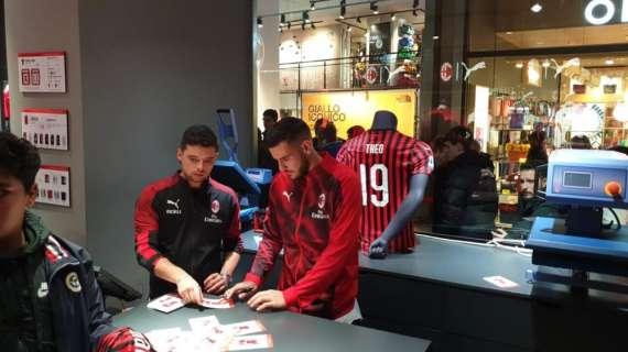 Meet&greet: l'abbraccio dei tifosi per Theo