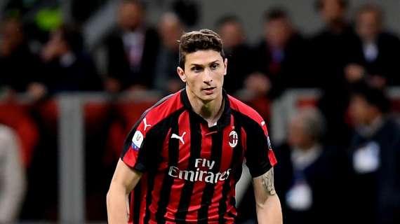 MN - Milan, mercato in uscita: pressing del Venezia su Caldara, Spal in pole per Colombo