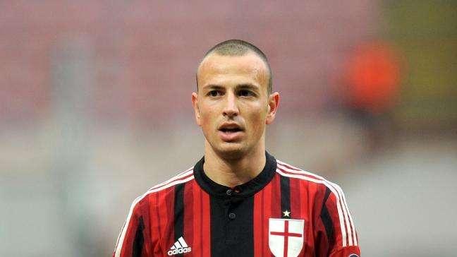 Antonelli alla Rai: "Ho vissuto tanti derby di Milano in Curva, arrivando prestissimo allo stadio. I nostri tifosi si meritano una gioia"