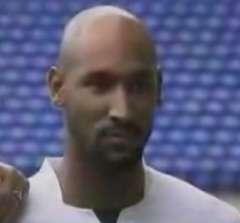 Villas Boas accompagna Anelka alla porta