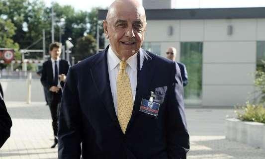 Una telefonata che apre nuovi orizzonti: Astori, Sakho e una difesa da rinforzare