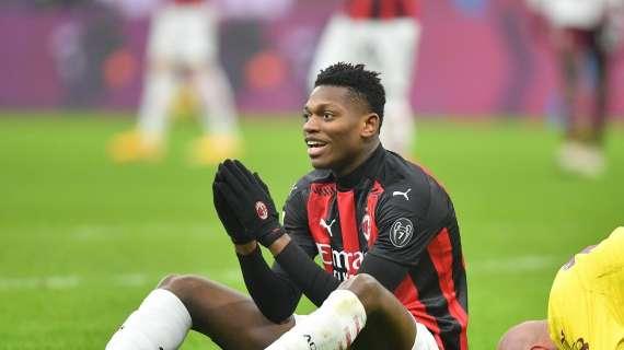Pioli: "Leao? Mi aspetto sempre tanto ma ha caratteristiche diverse da quelle richieste oggi"
