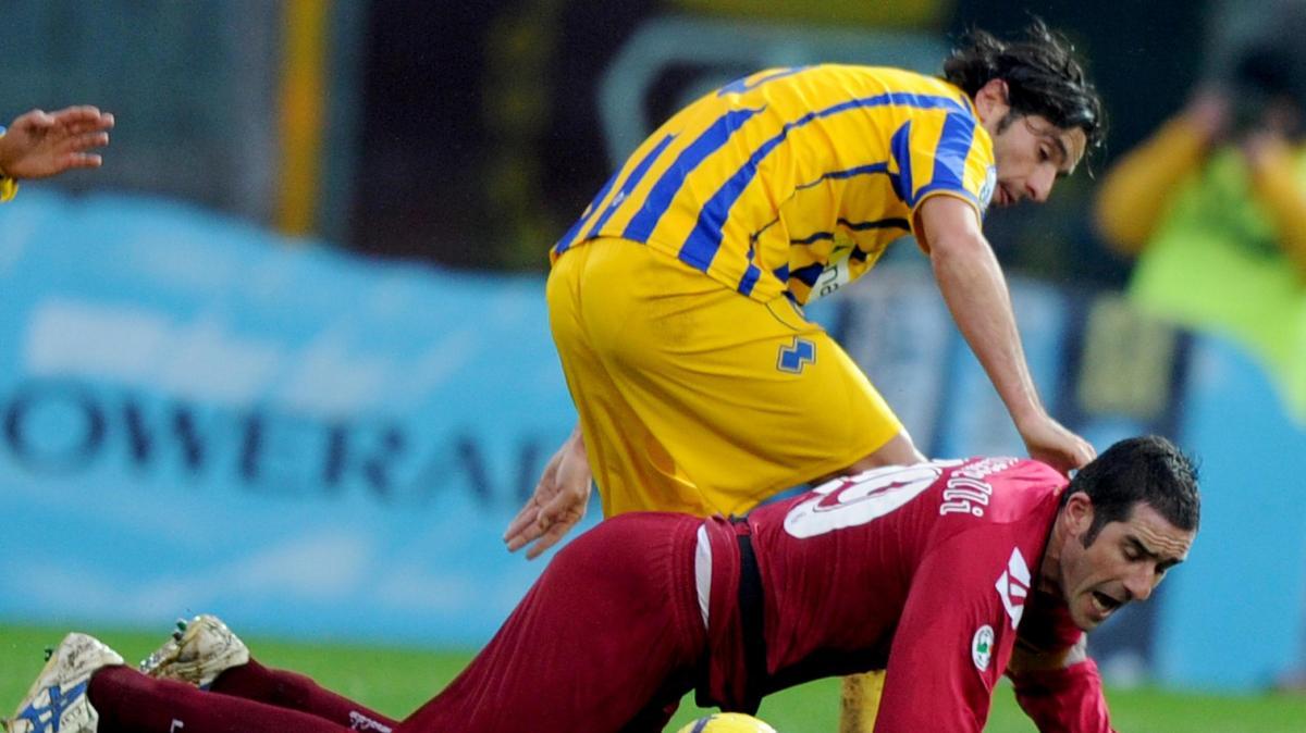 Protti, la commozione di Lucarelli: "Resterai nella storia, fai buon viaggio re Igor"