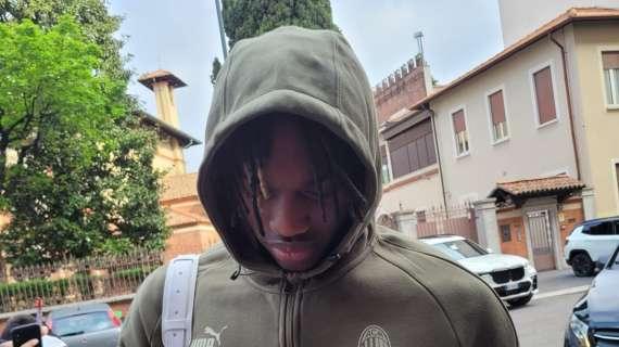 VIDEO MN - Verso Milan-Lecce: l'arrivo dei rossoneri in hotel, c'è anche Ibra