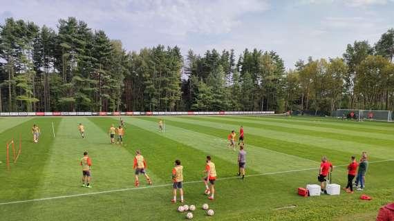 VIDEO MN - Milanello, al via l'allenamento dei rossoneri alla vigilia di Milan-Atl.Madrid