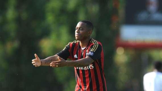 Robinho-Milan, il giocatore posta su Instagram una foto dopo il rinnovo