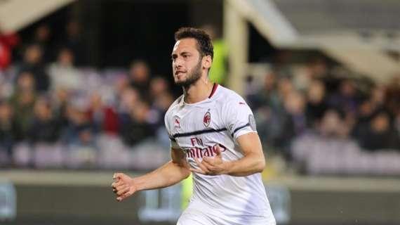 Tuttosport - Il Lipsia ripiomba su Calhanoglu: il Milan prova ad inserirlo nell'affare Upamecano