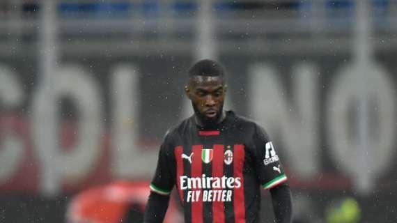 LAZ-MIL (1-0): si fa male Tomori, entra Kjaer