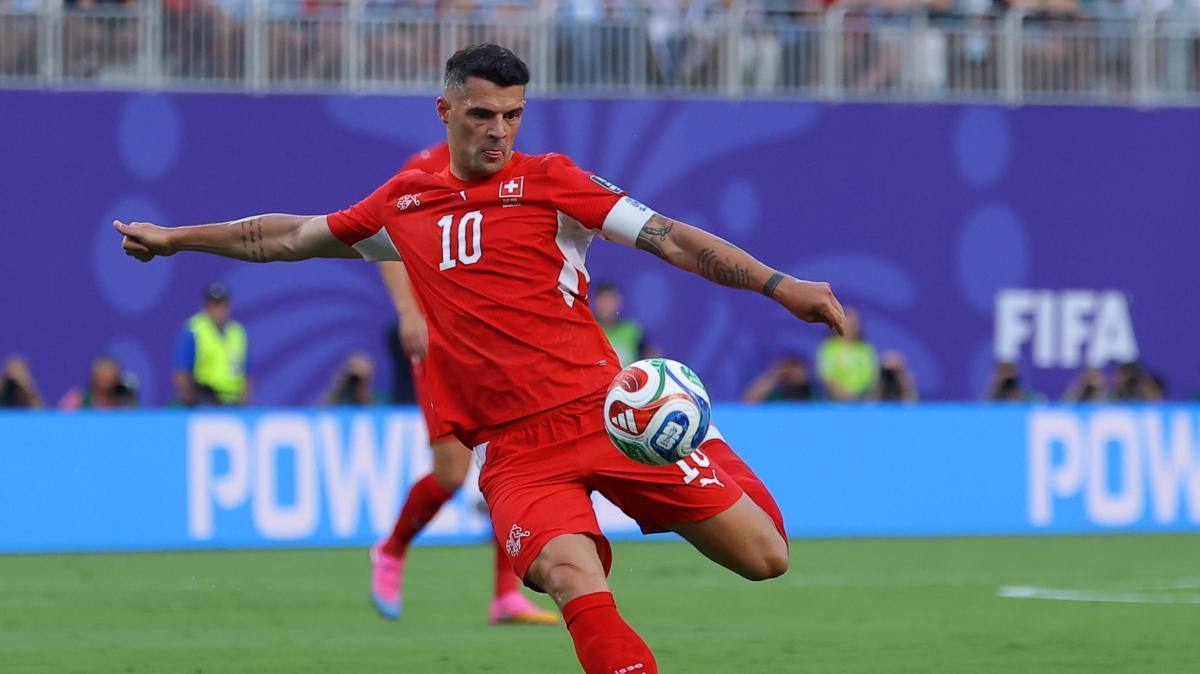Svizzera, falso certificato Covid: niente Nations League per Xhaka