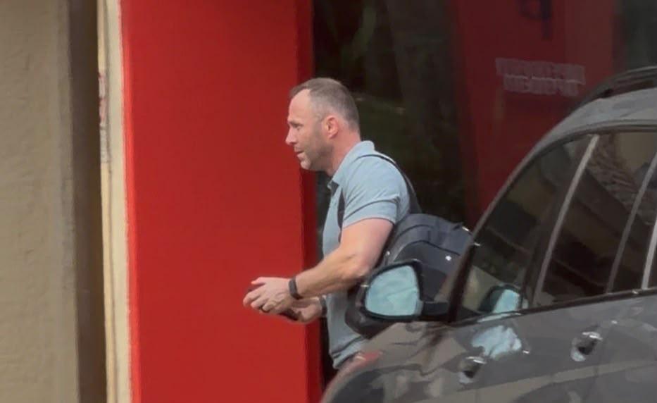 FOTO MN - Il CEO rossonero Massimo Calvelli è arrivato a Milanello